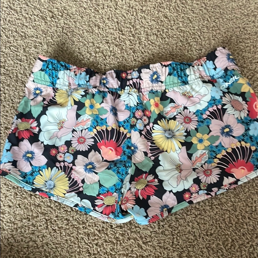 Brand New - O'Neill Women's Floral Print Board Shorts - Multicolor - Picture 3 of 4